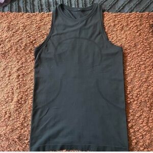 Lululemon swiftly tank top size 6